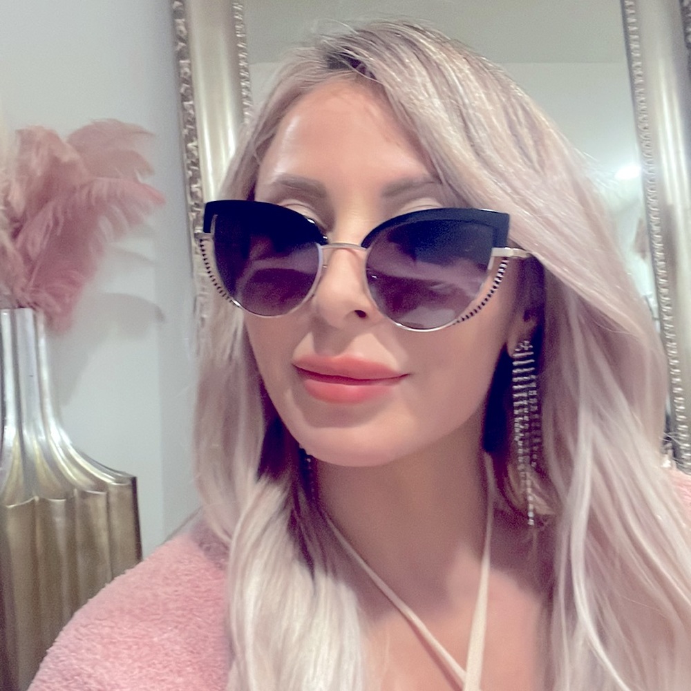 Guess Sunnies